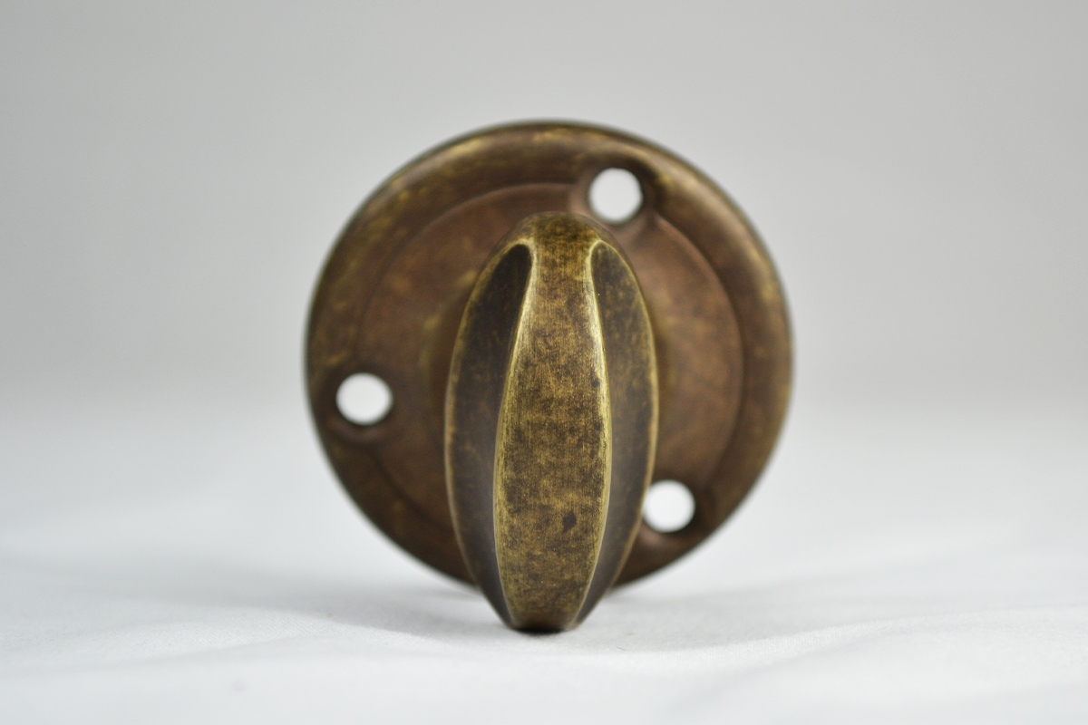 Chiavistello WC Memory MOCO Design